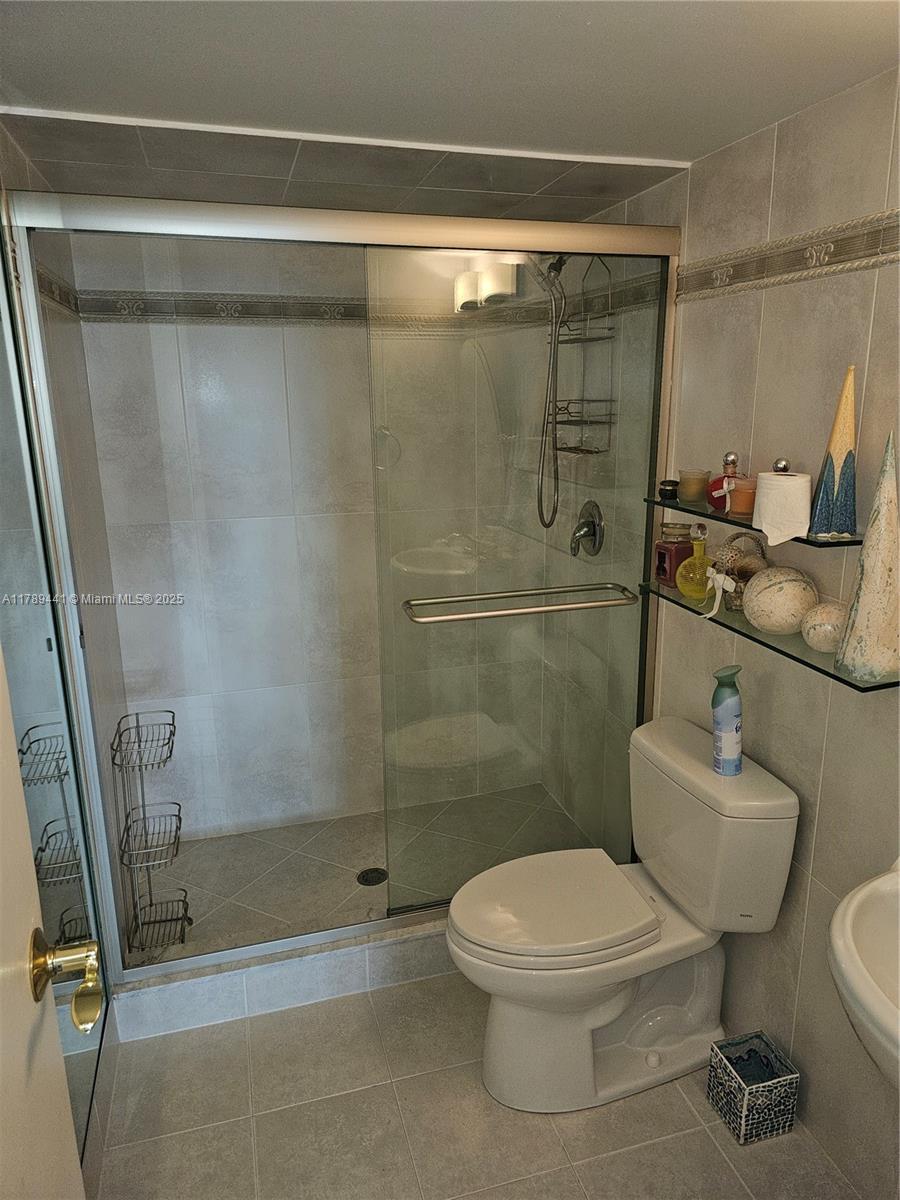 2049 S Ocean Dr #PH1, Hallandale Beach, Florida image 23