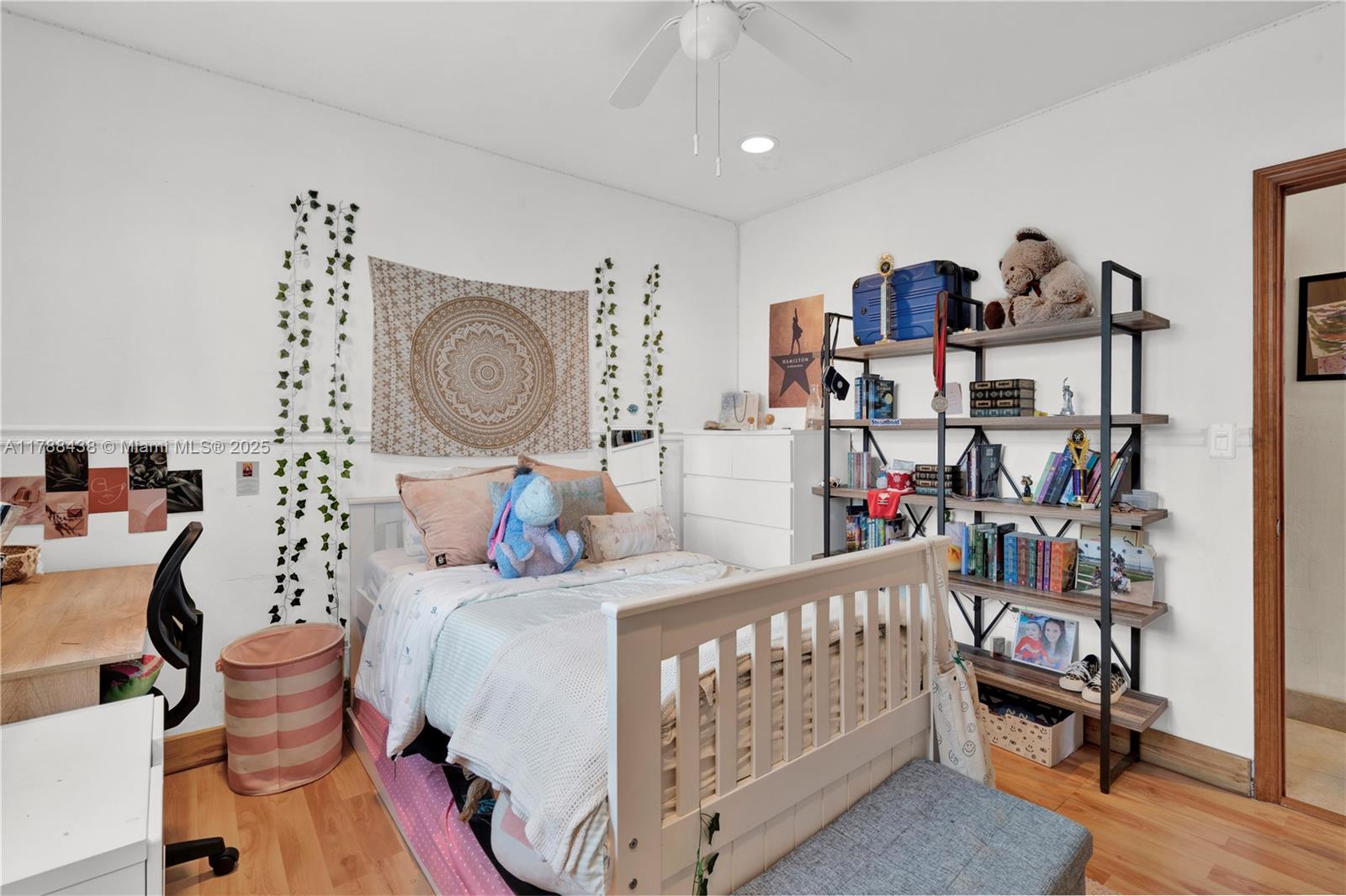 Listing Photo 14