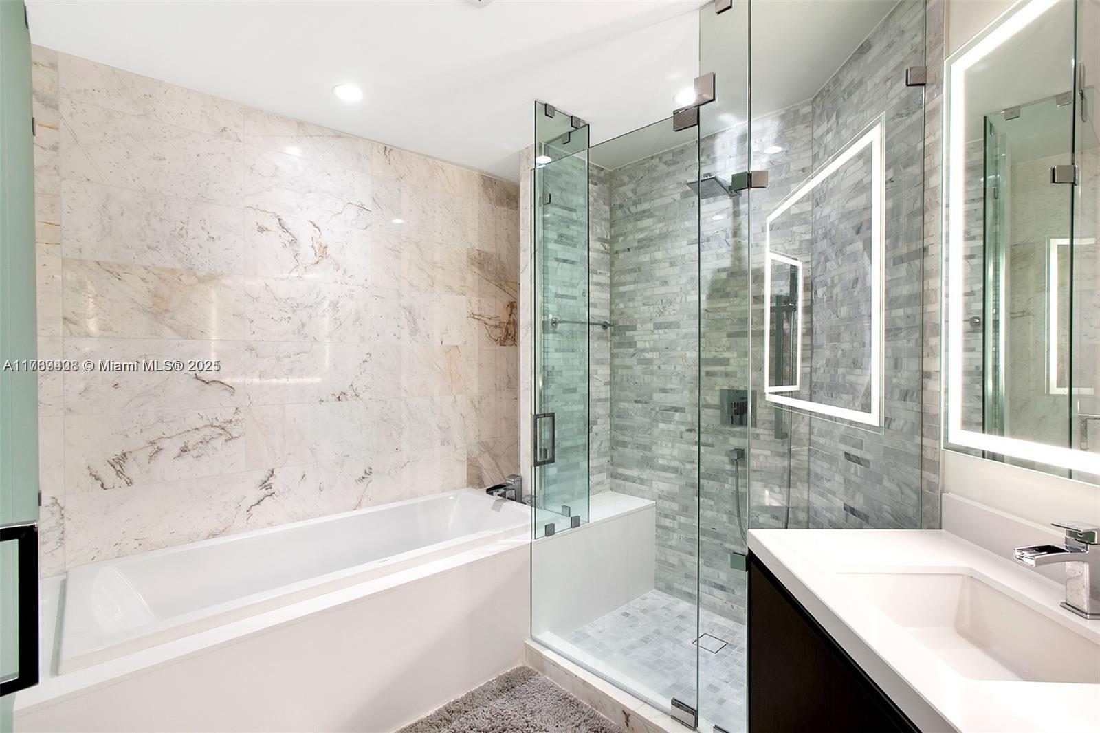 851 NE 1st Ave #4407, Miami FL 33132