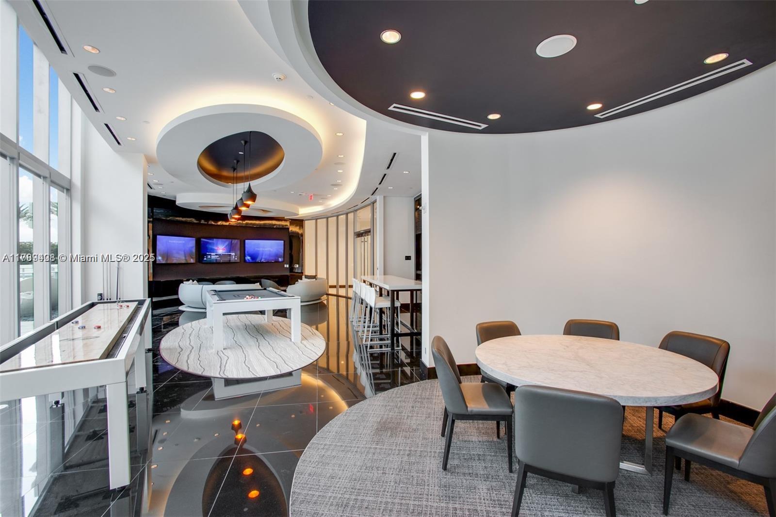 851 NE 1st Ave #4407, Miami FL 33132