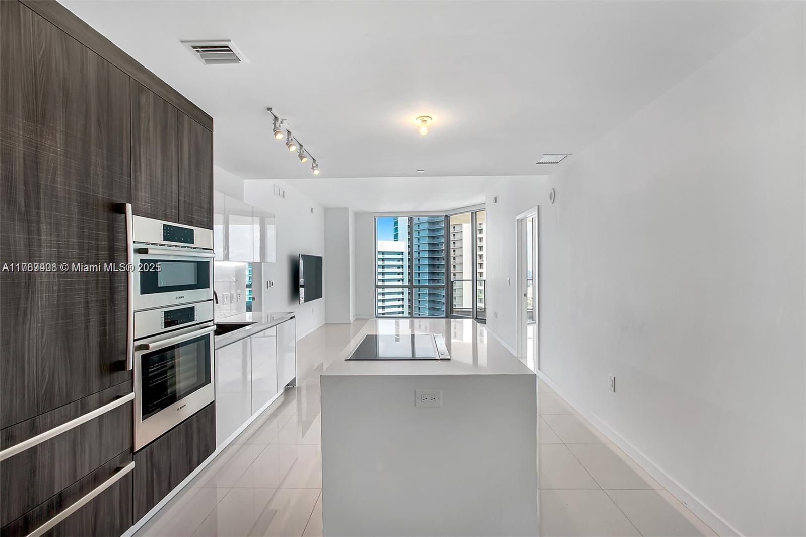 851 NE 1st Ave #4407, Miami FL 33132