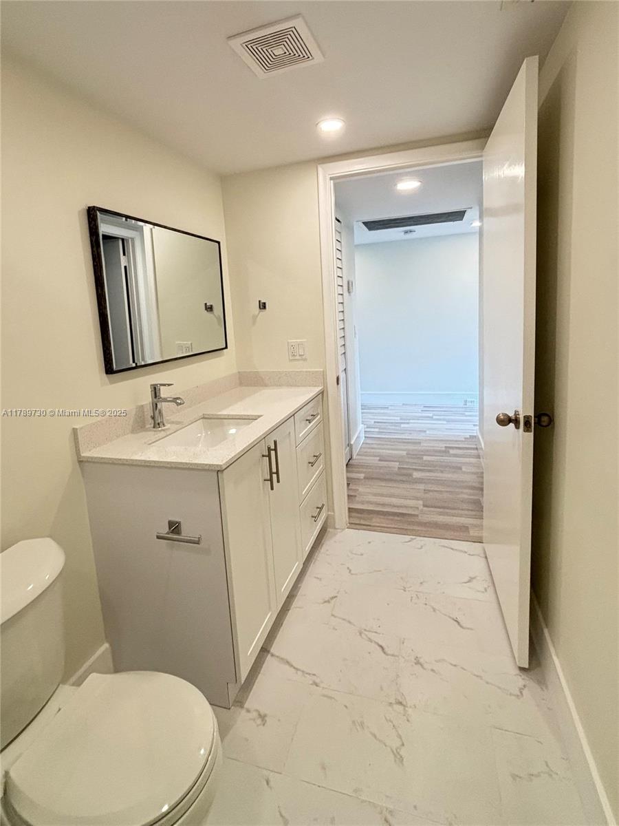 100 SW 130th Ter #303C, Pembroke Pines, Florida image 15