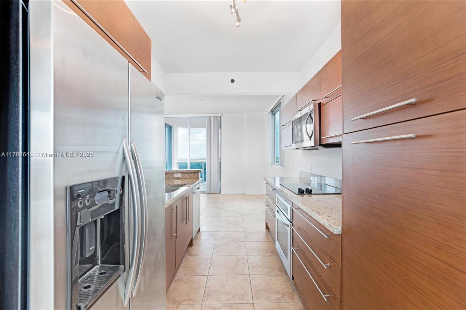 2641 N Flamingo Rd #2608N, Sunrise, Florida image 3