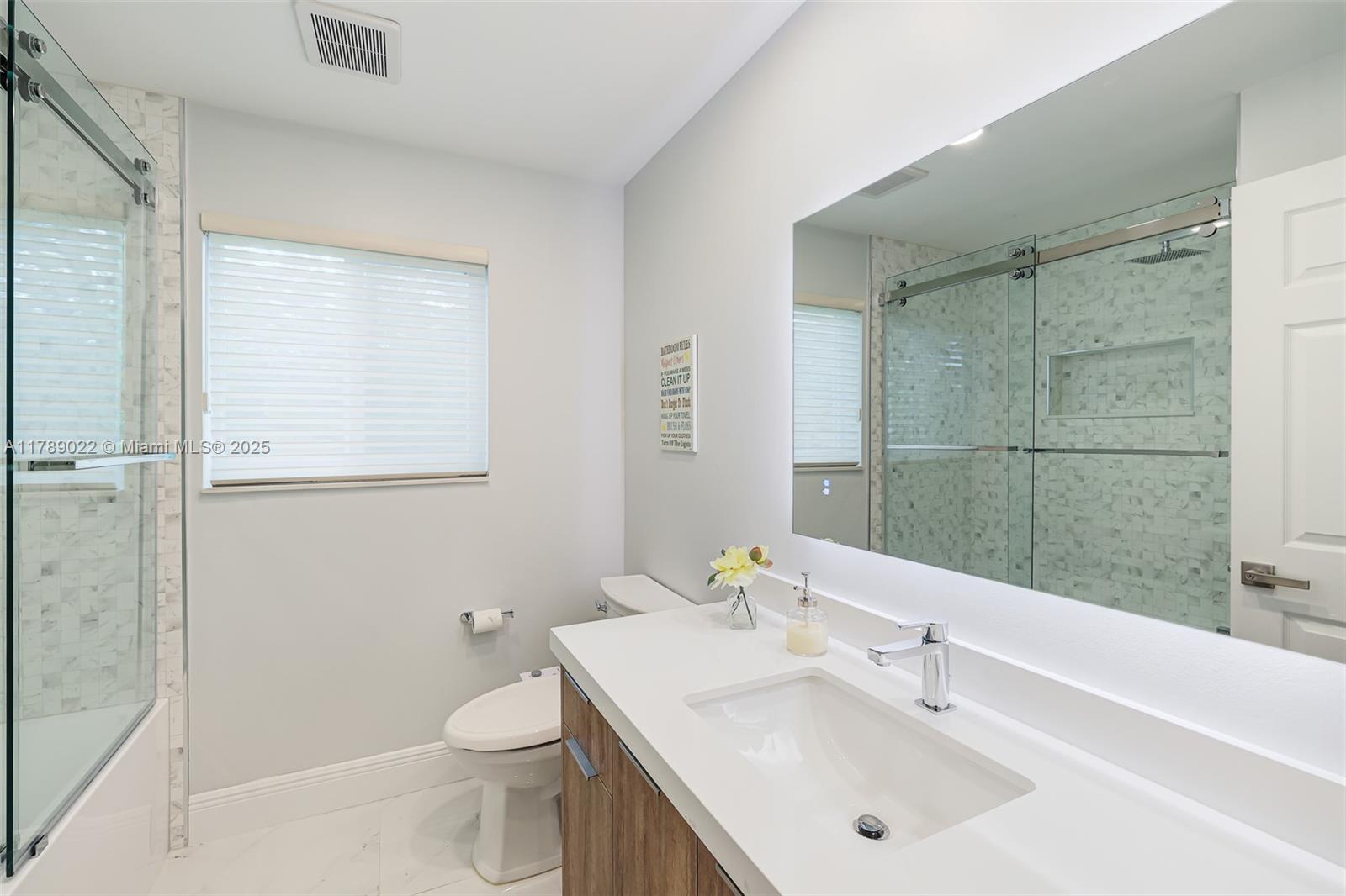 1092 Lavender Cir, Weston, Florida image 32