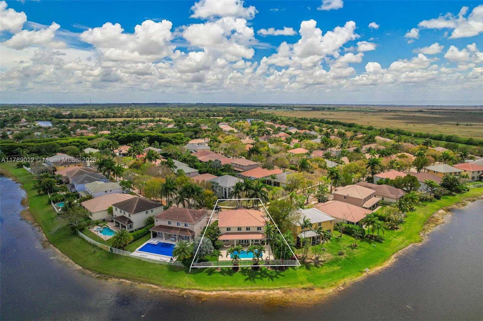 1092 Lavender Cir, Weston, Florida image 47