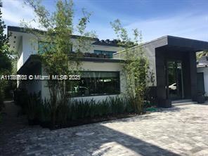 Listing Photo 0