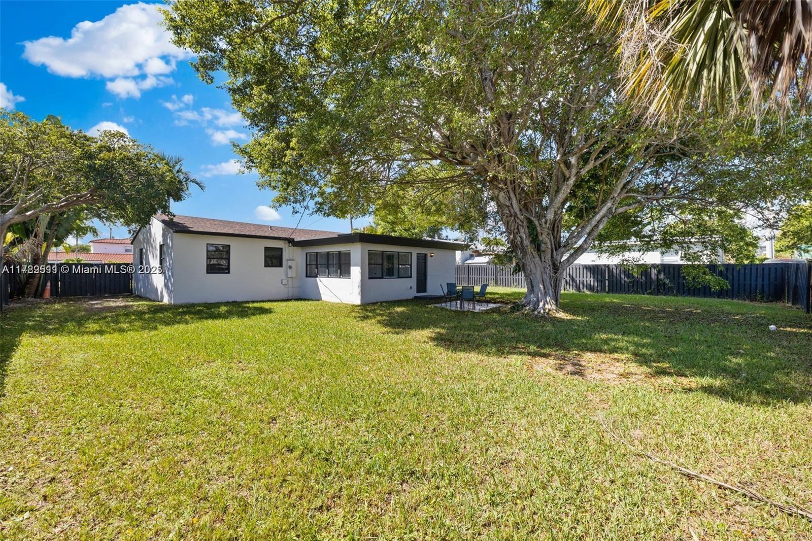 1635 Liberty St, Hollywood, Florida image 36