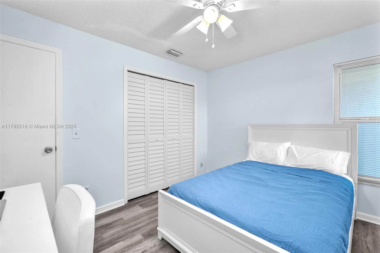 230 S Parkwood Dr S, Royal Palm Beach, Florida image 18