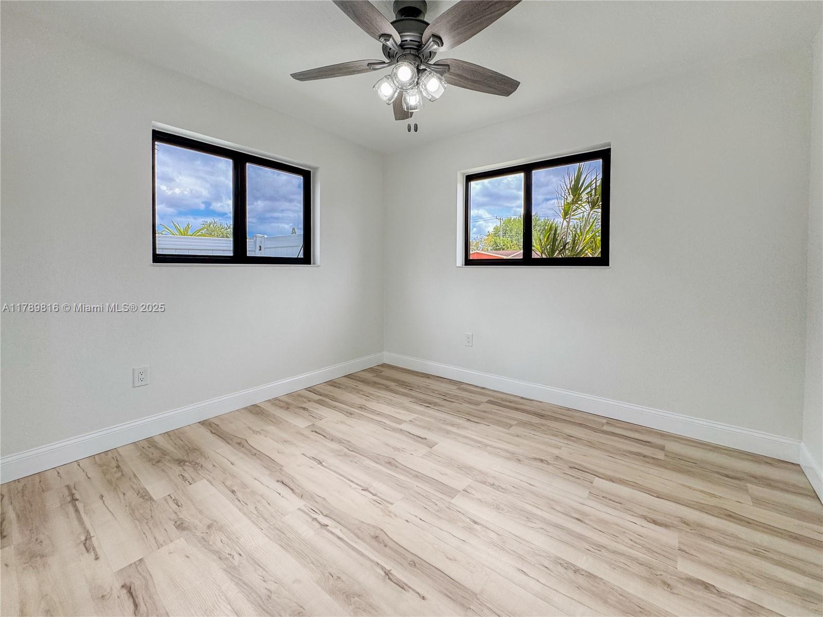 1121 NW 200th St, Miami Gardens, Florida image 15