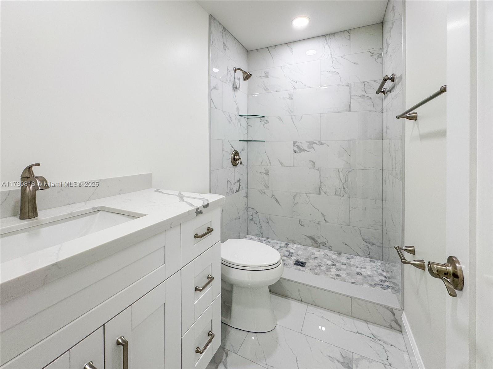 1121 NW 200th St, Miami Gardens, Florida image 20