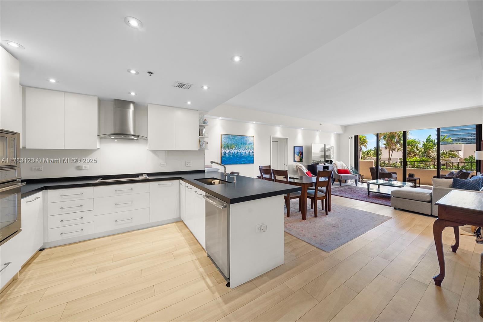 Condo for Sale in Key Biscayne, FL