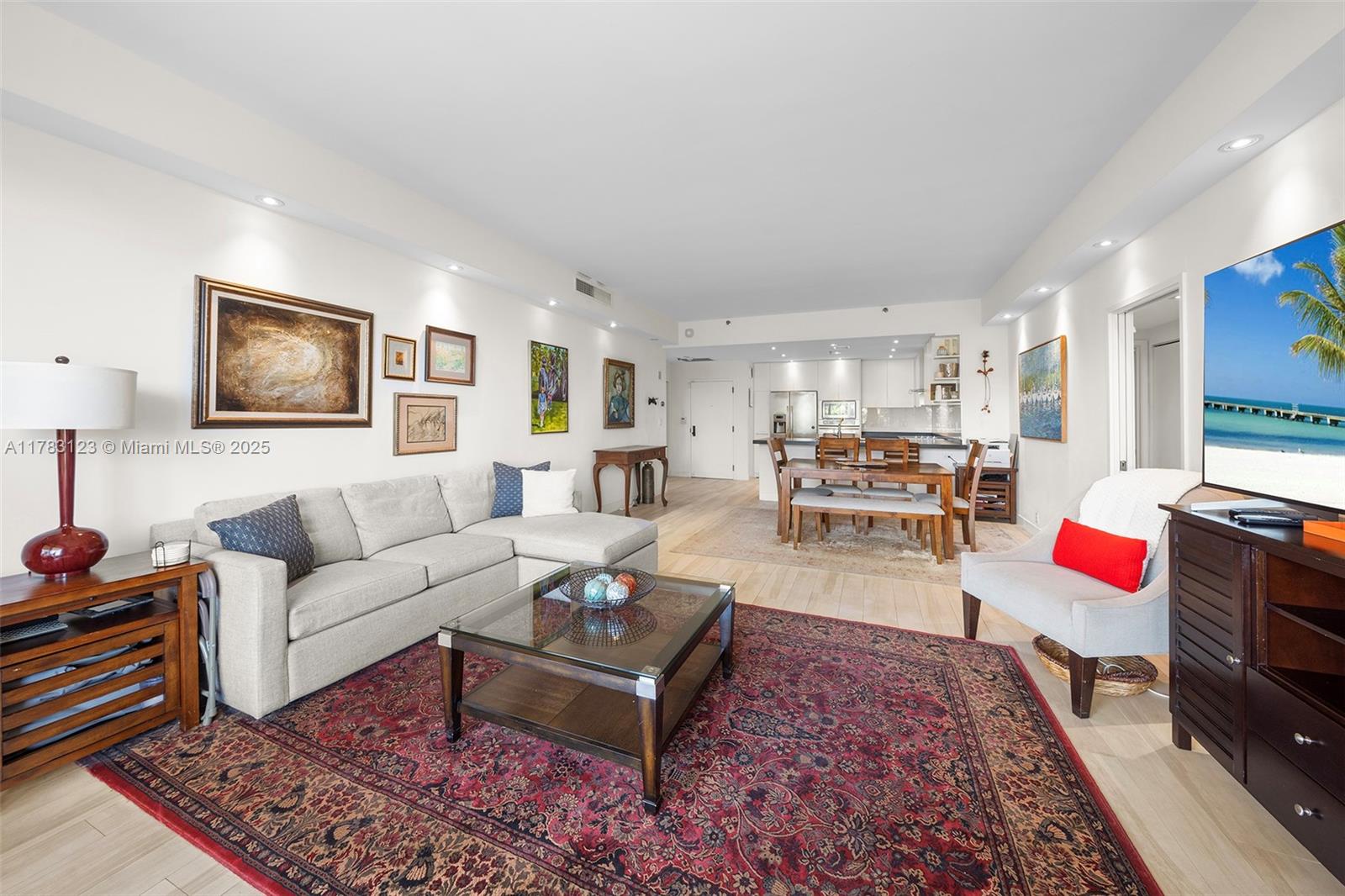 Listing Photo 17