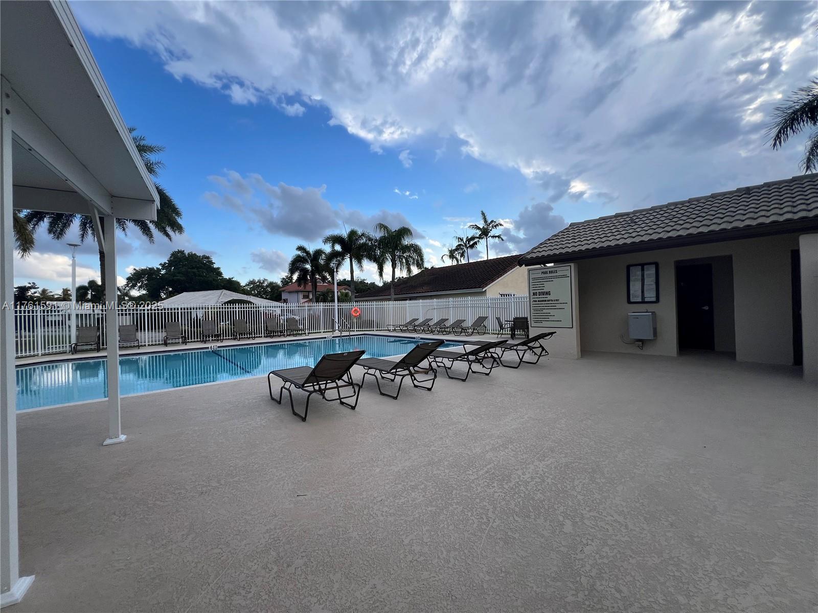15211 Norfolk Ln, Davie, Florida image 40