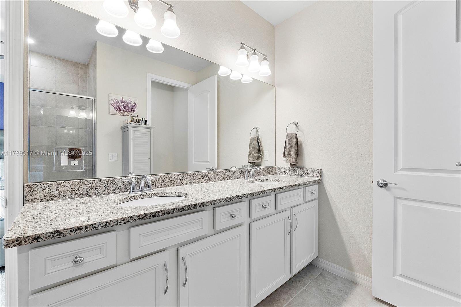 4852 San Fratello Cir, Lake Worth, Florida image 18