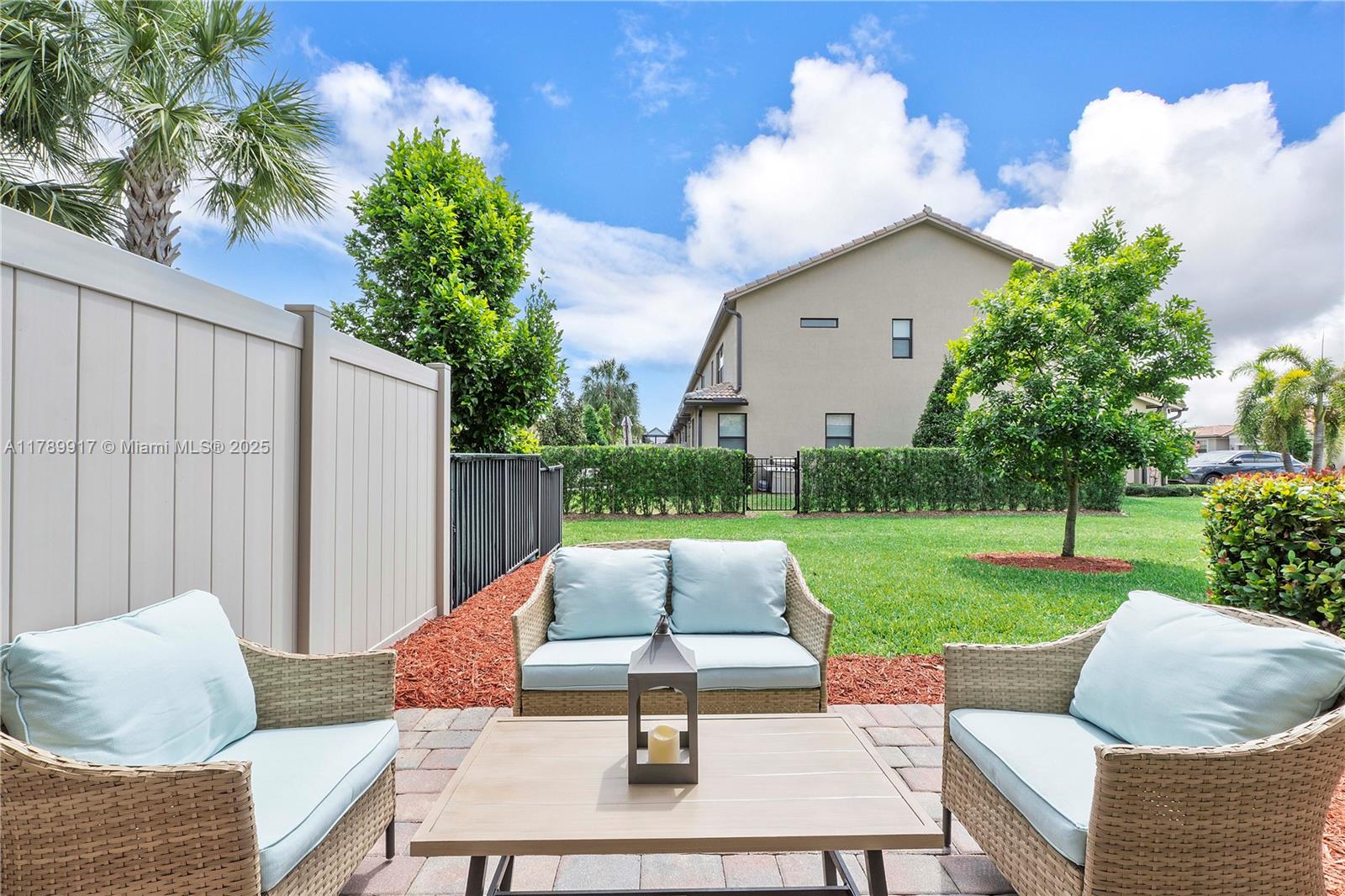 4852 San Fratello Cir, Lake Worth, Florida image 31