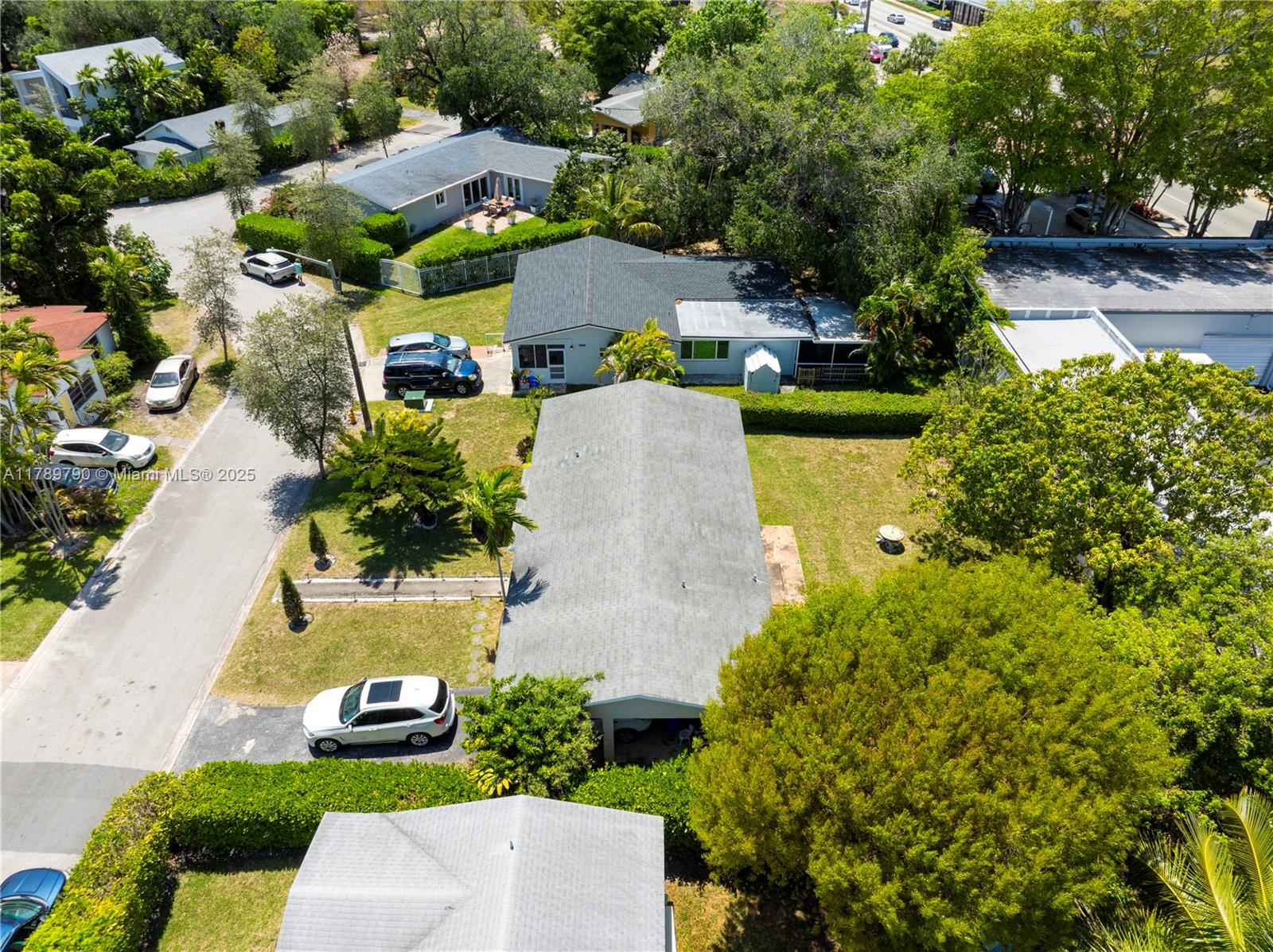 237 Washington Dr, Coral Gables, Florida image 3