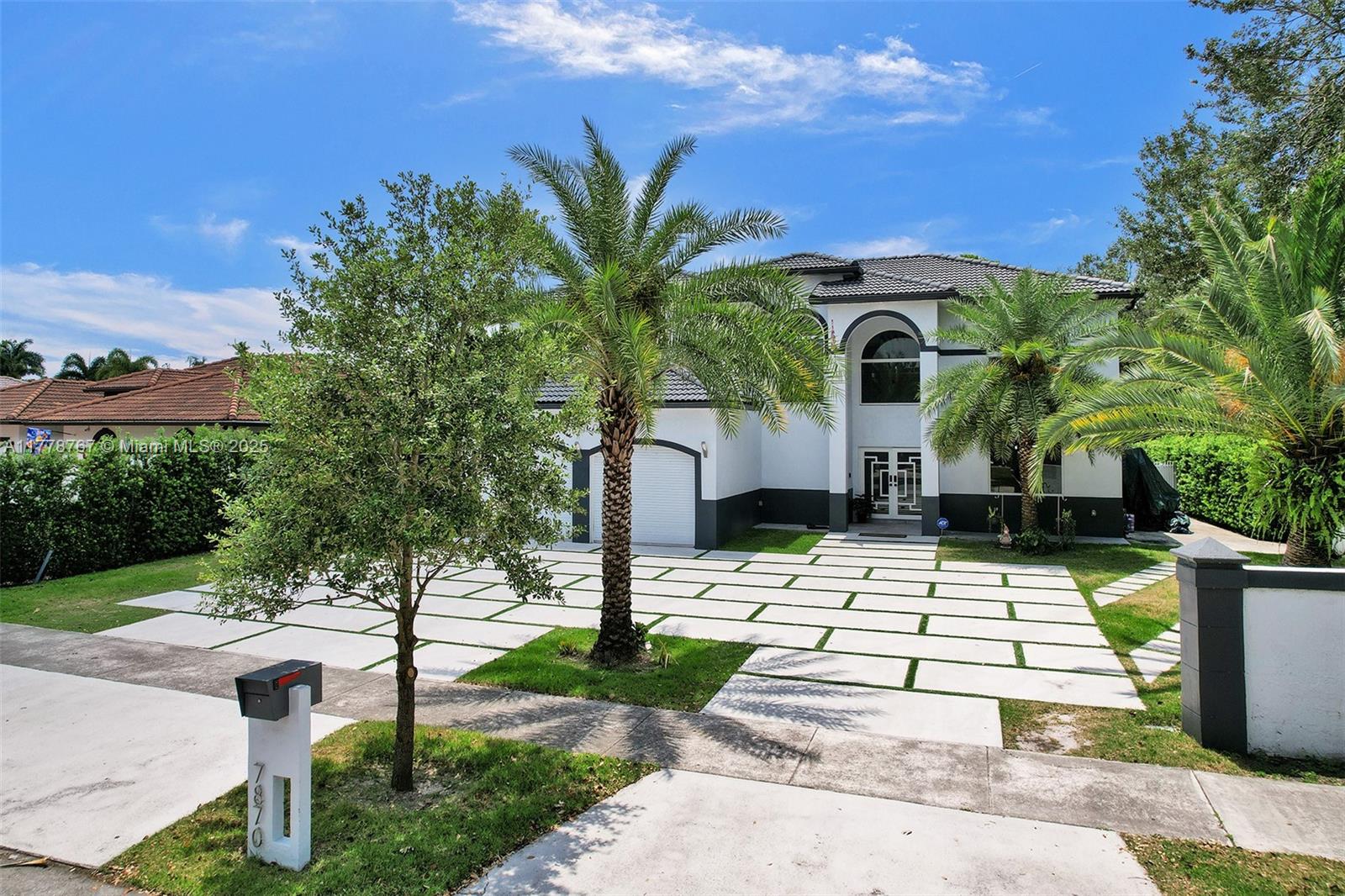 7870 NW 160th Ter, Miami Lakes, Florida image 1