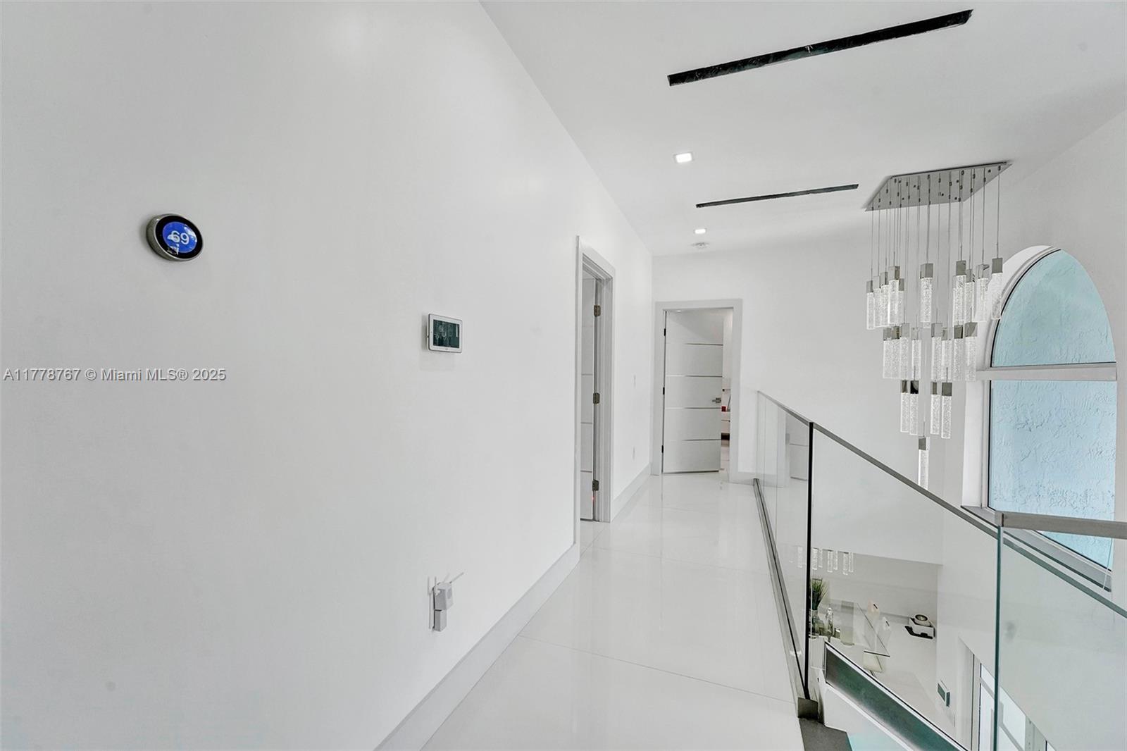 7870 NW 160th Ter, Miami Lakes, Florida image 27