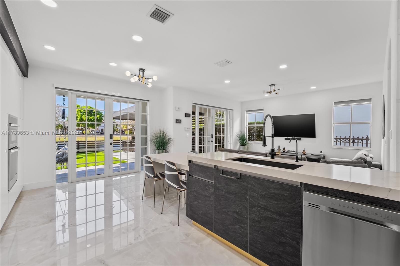 14961 SW 17th Ln, Miami, Florida image 8
