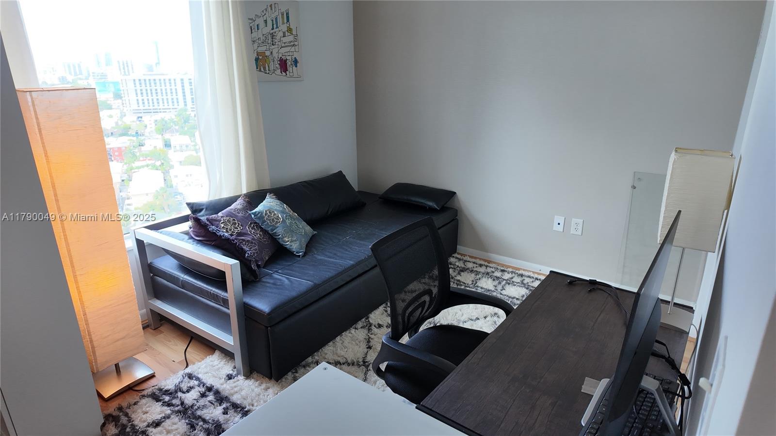 10 SW South River Dr 1603