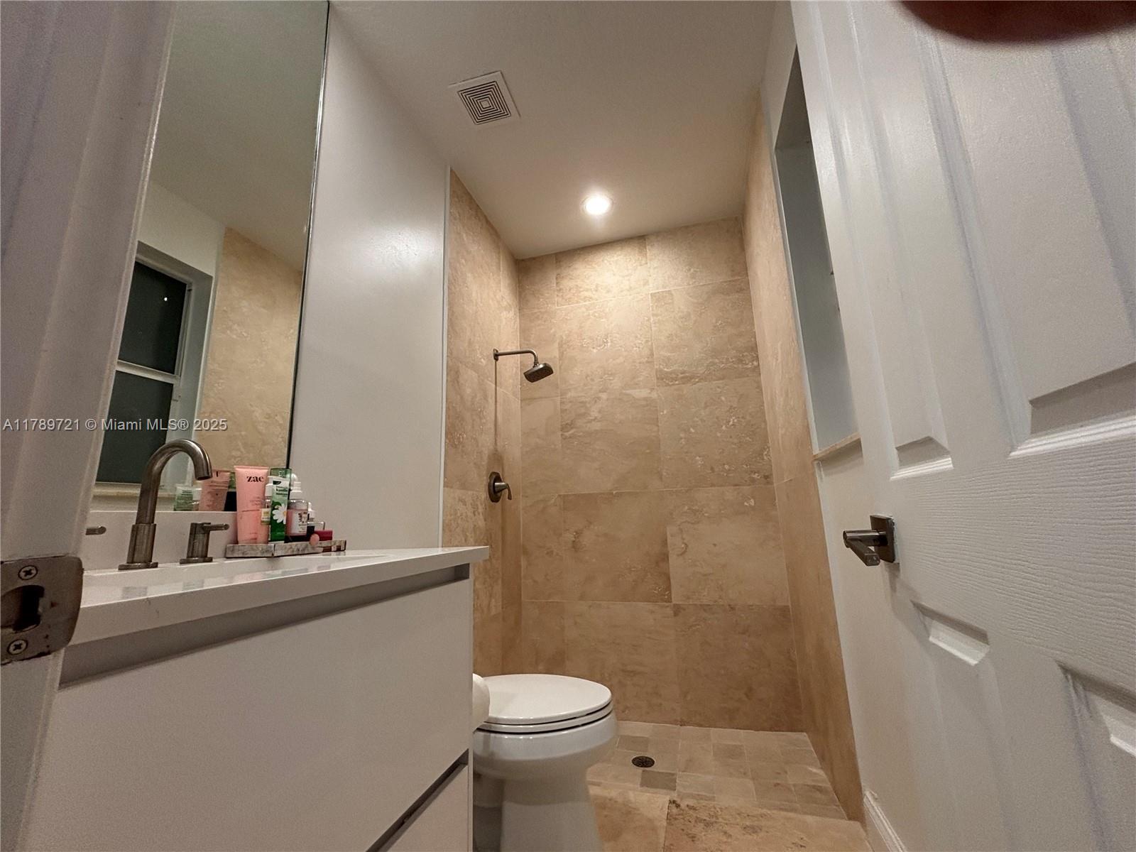 320 Windmill Palm Ave, Plantation, Florida image 21