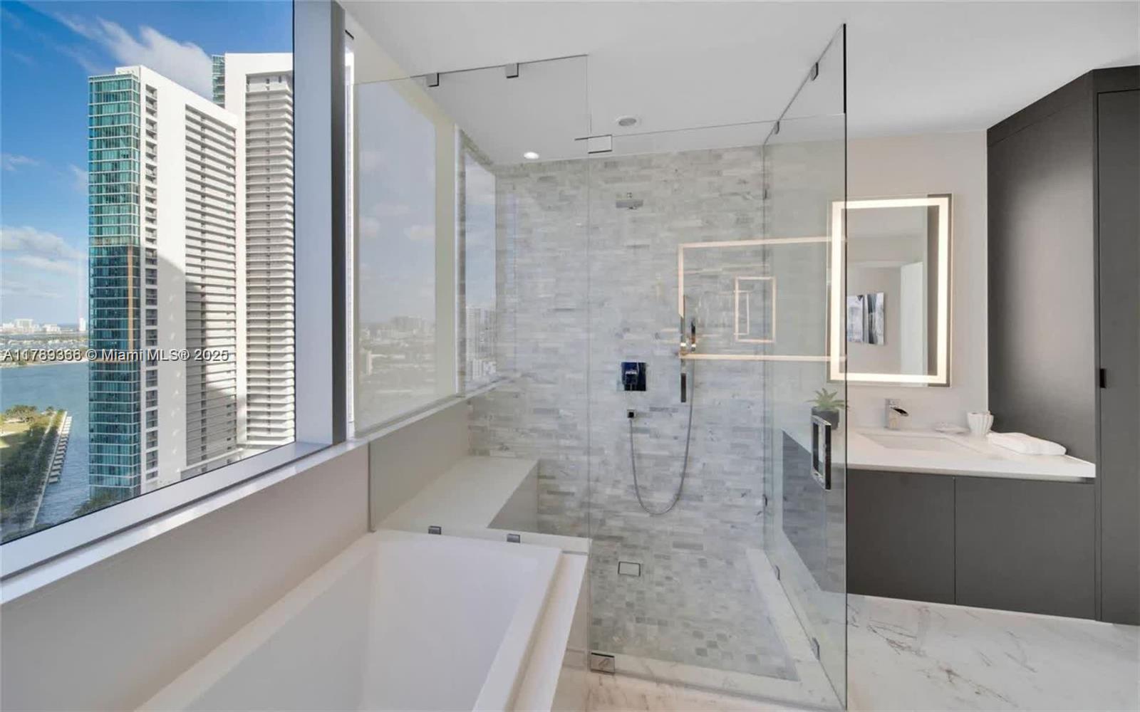 851 NE 1st Ave #2601, Miami FL 33132