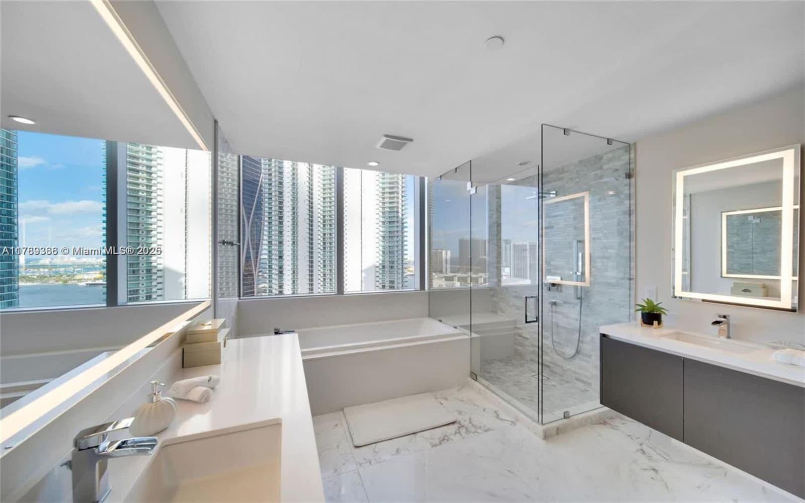 851 NE 1st Ave #2601, Miami FL 33132