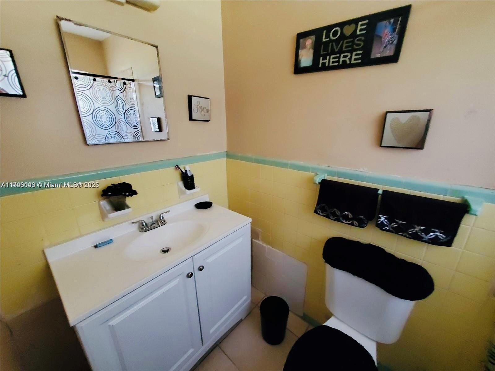 2540 NW 15th St, Fort Lauderdale, Florida image 7