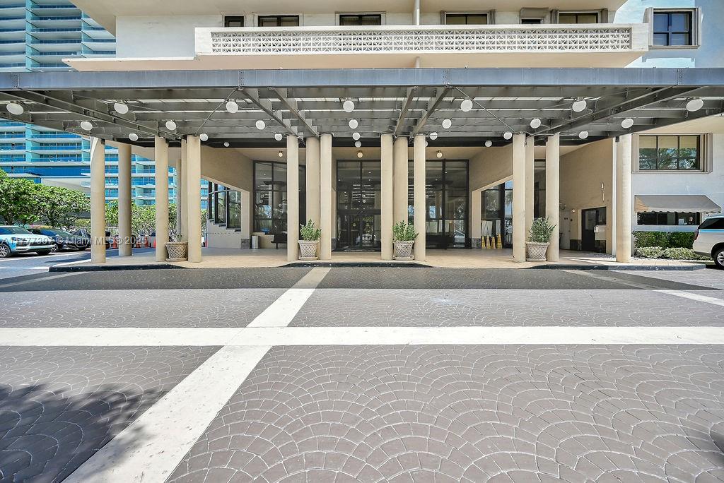 10185 Collins Ave #1003, Bal Harbour, Florida image 2