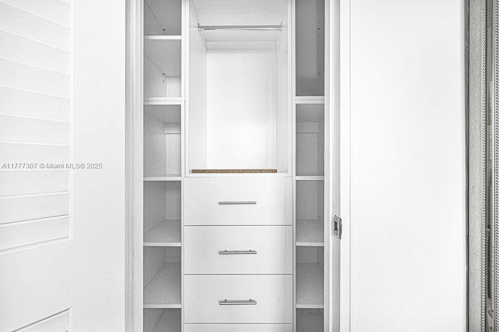 10185 Collins Ave #1003, Bal Harbour, Florida image 23