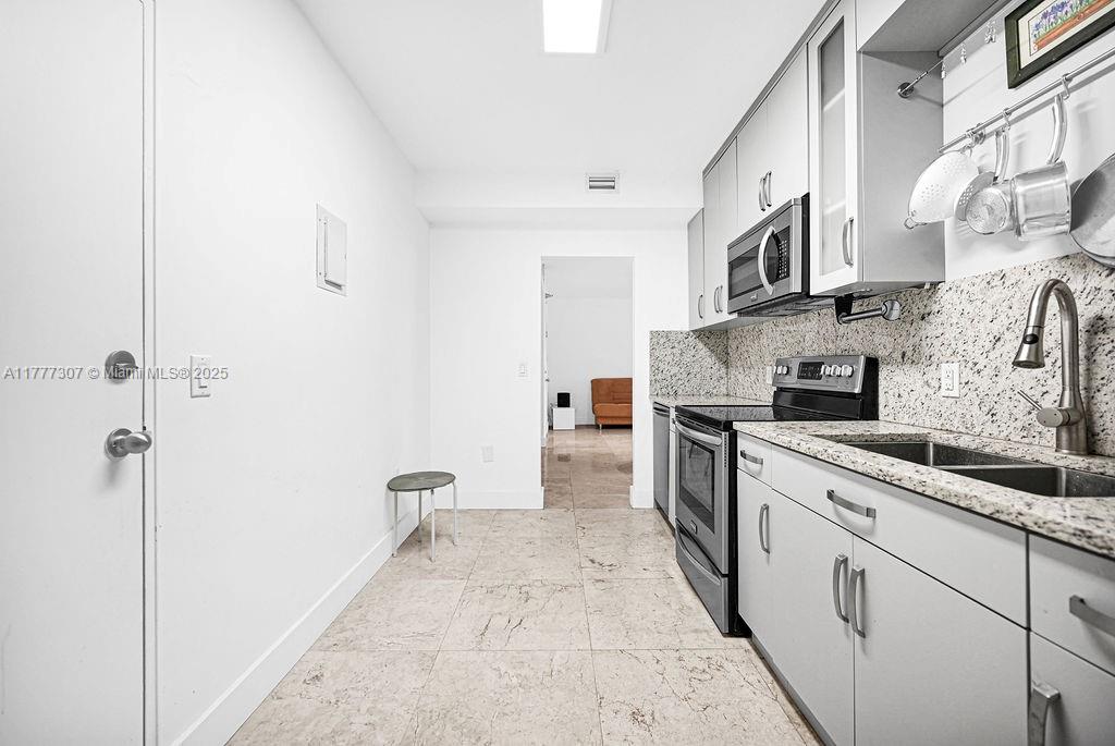 10185 Collins Ave #1003, Bal Harbour, Florida image 30