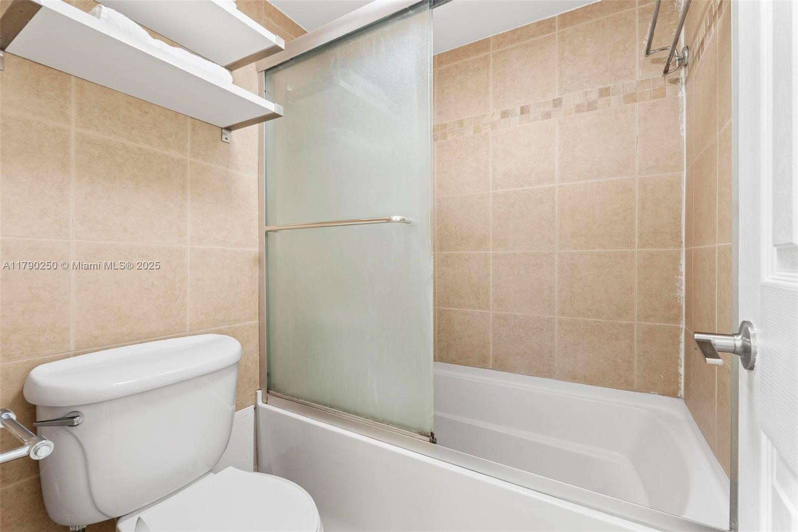 3401 N Country Club Dr #311, Aventura, Florida image 16