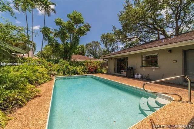 70 Ivy Rd, Hollywood, Florida image 11