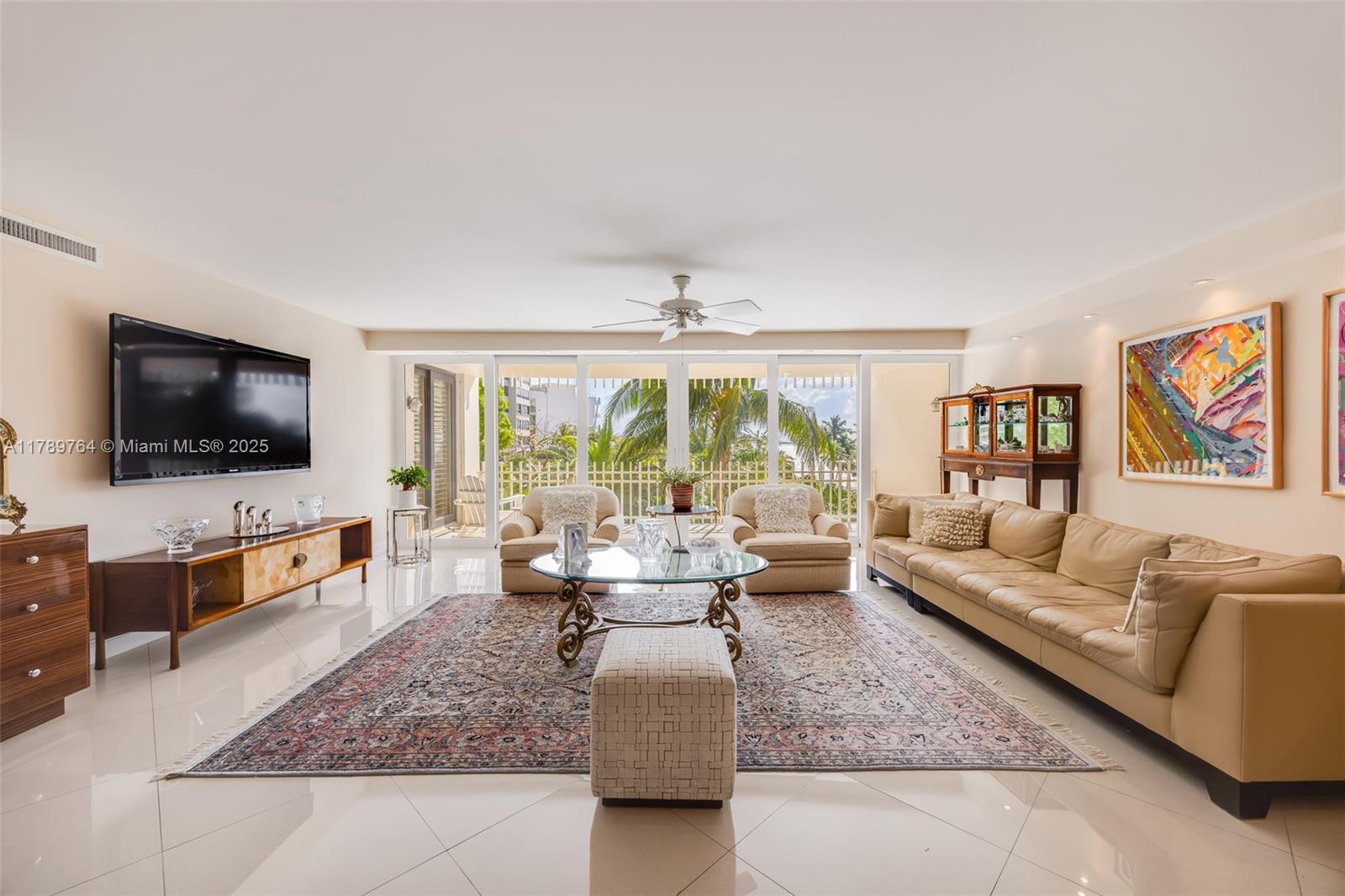 2 Grove Isle Dr #B305, Miami, FL 33133