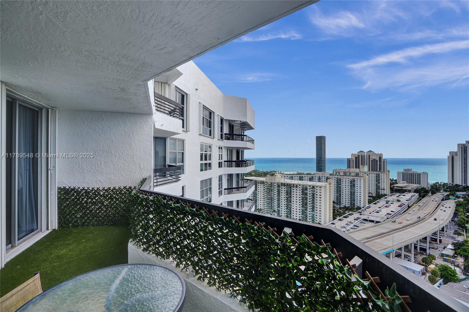 19195 NE Mystic Pointe Dr #3008, Aventura, Florida image 32