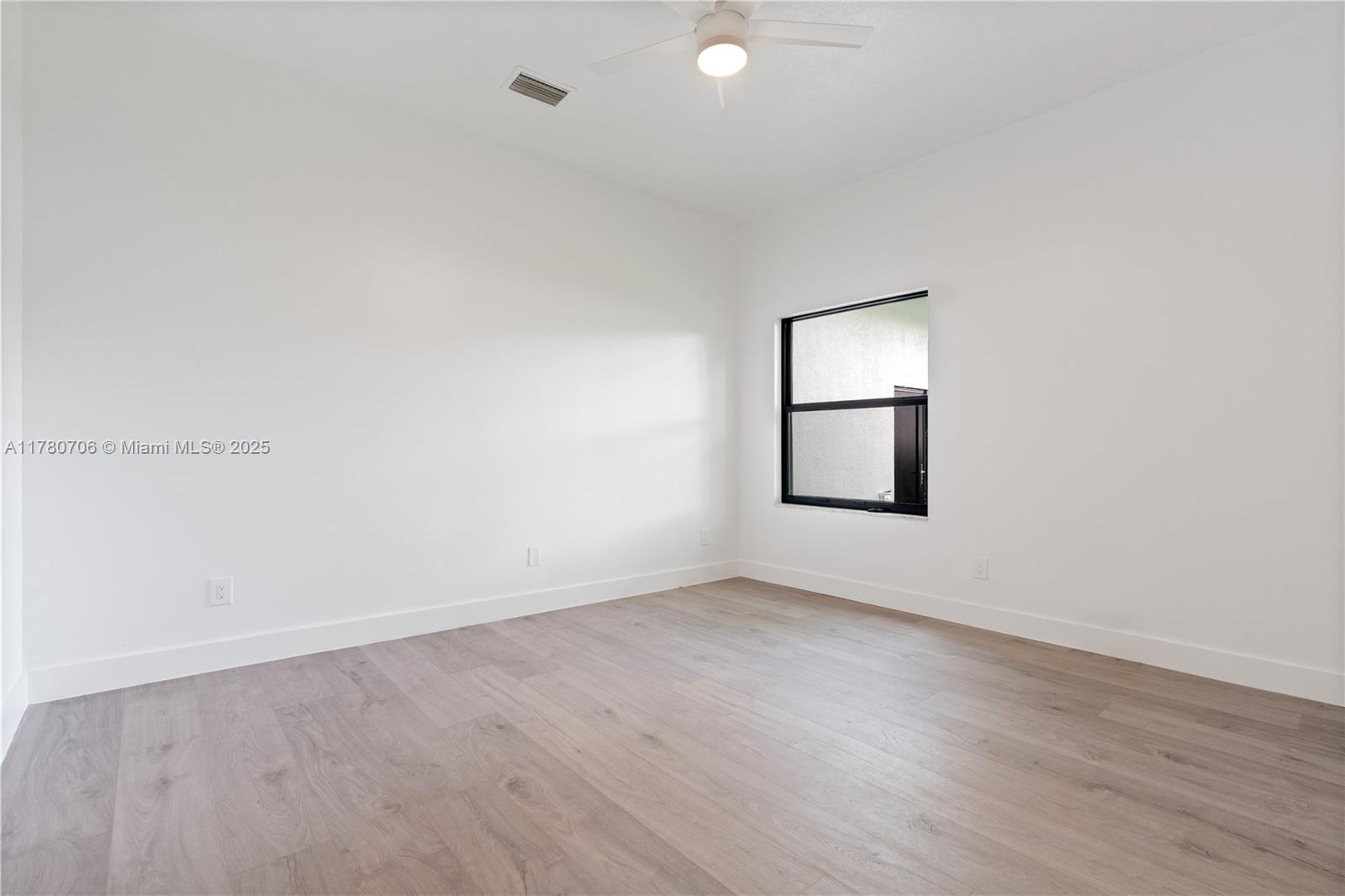 12020 NW 11th St, Plantation, Florida image 22