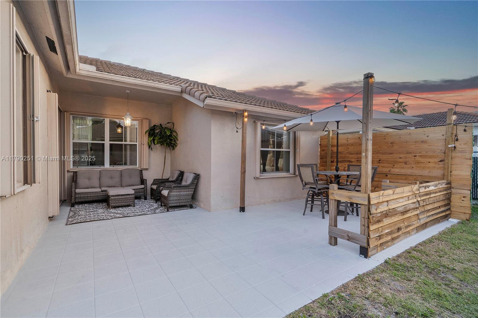 13995 S Cypress Cove Cir, Davie, Florida image 28