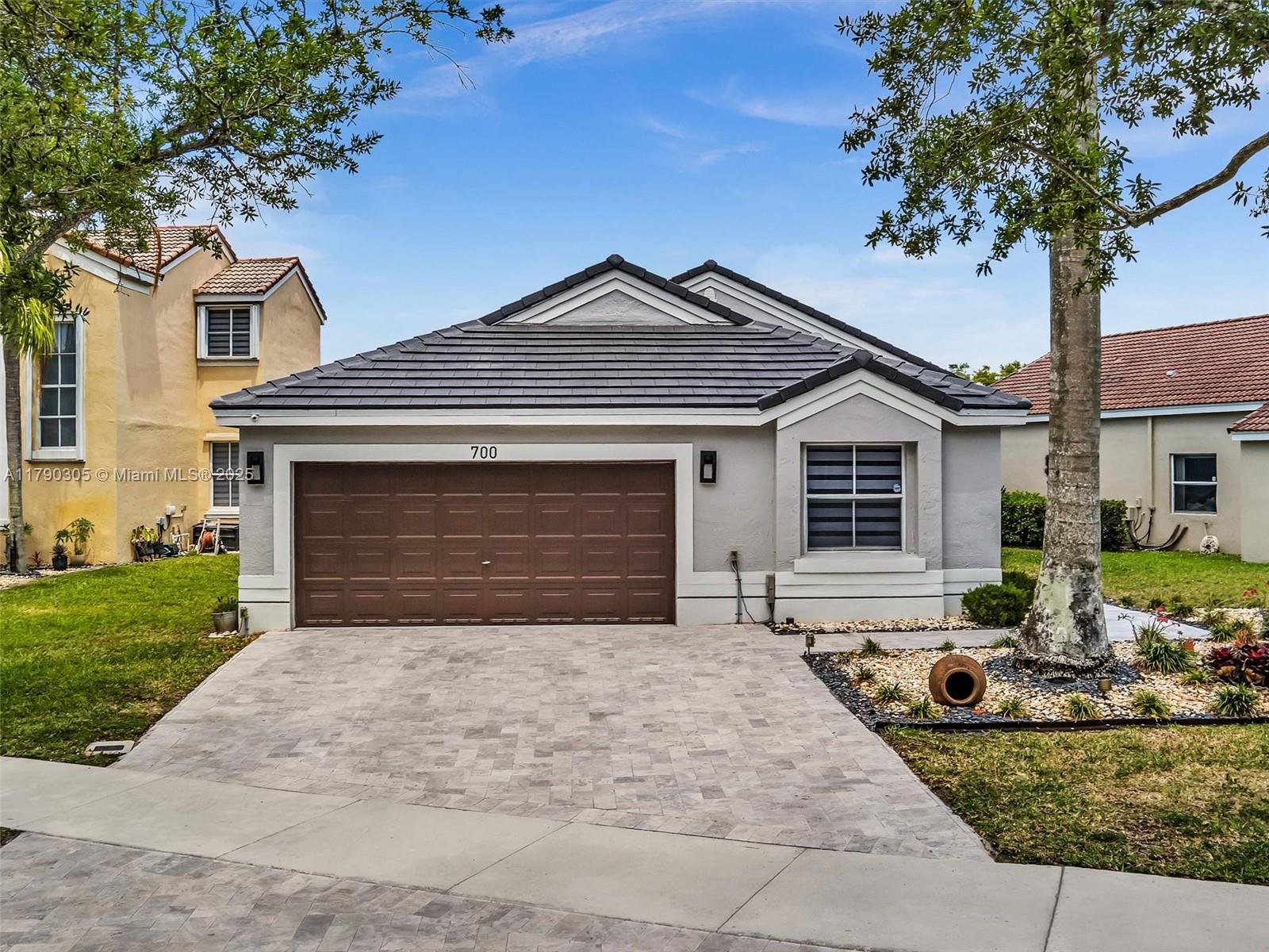 700 Sand Creek Cir, Weston, Florida image 49
