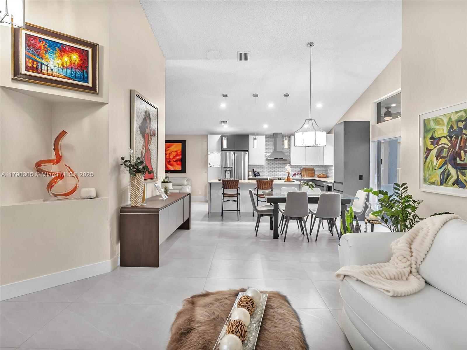 700 Sand Creek Cir, Weston, Florida image 9