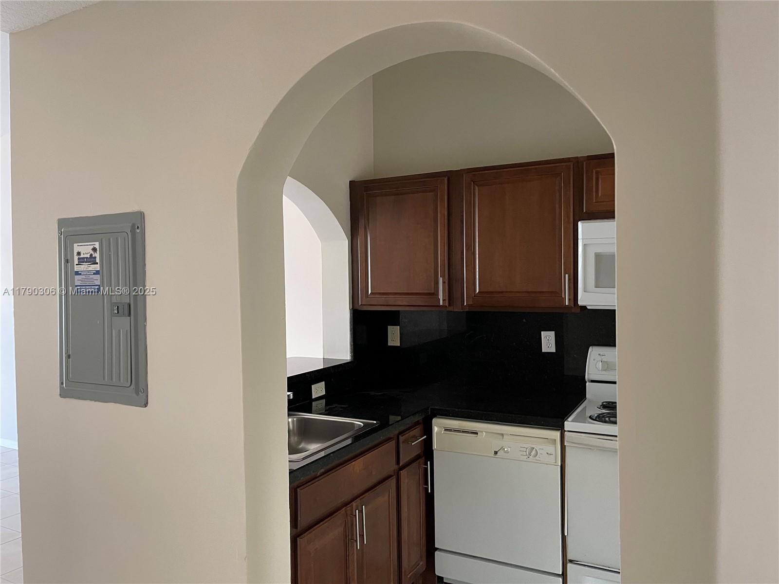 Property photo # 2