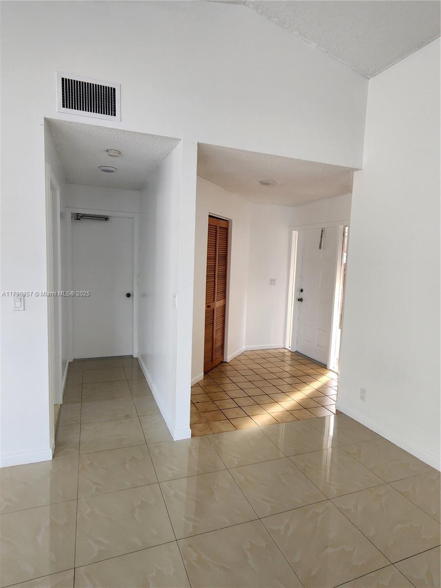 9711 SW 57th St, Cooper City, Florida image 5
