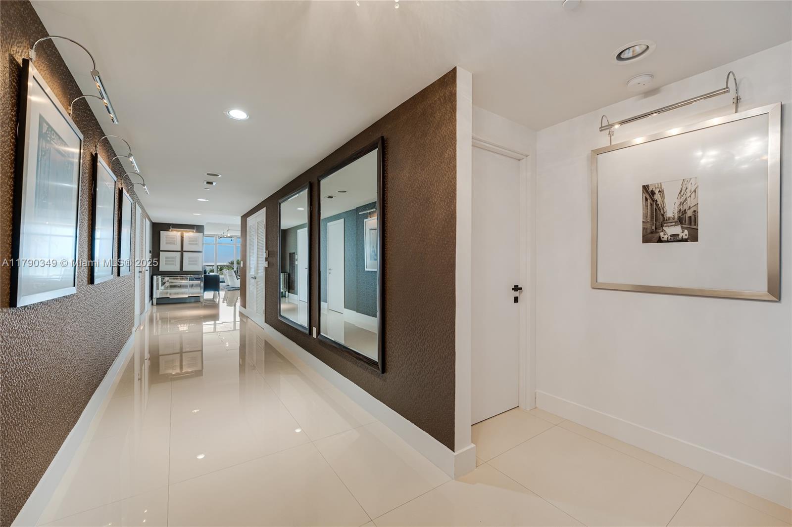 3737 Collins Ave #S-302, Miami Beach FL 33140