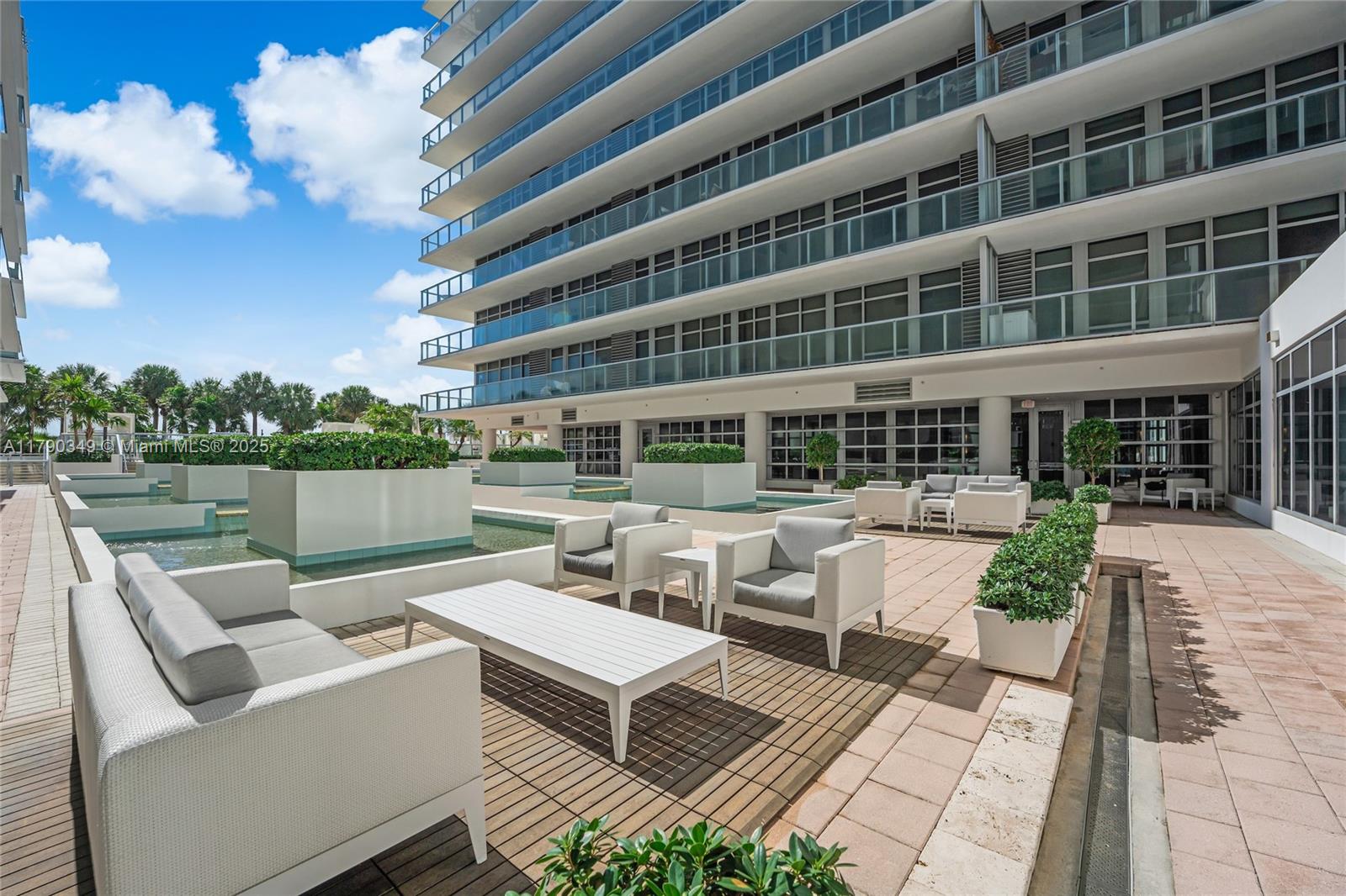 3737 Collins Ave #S-302, Miami Beach FL 33140