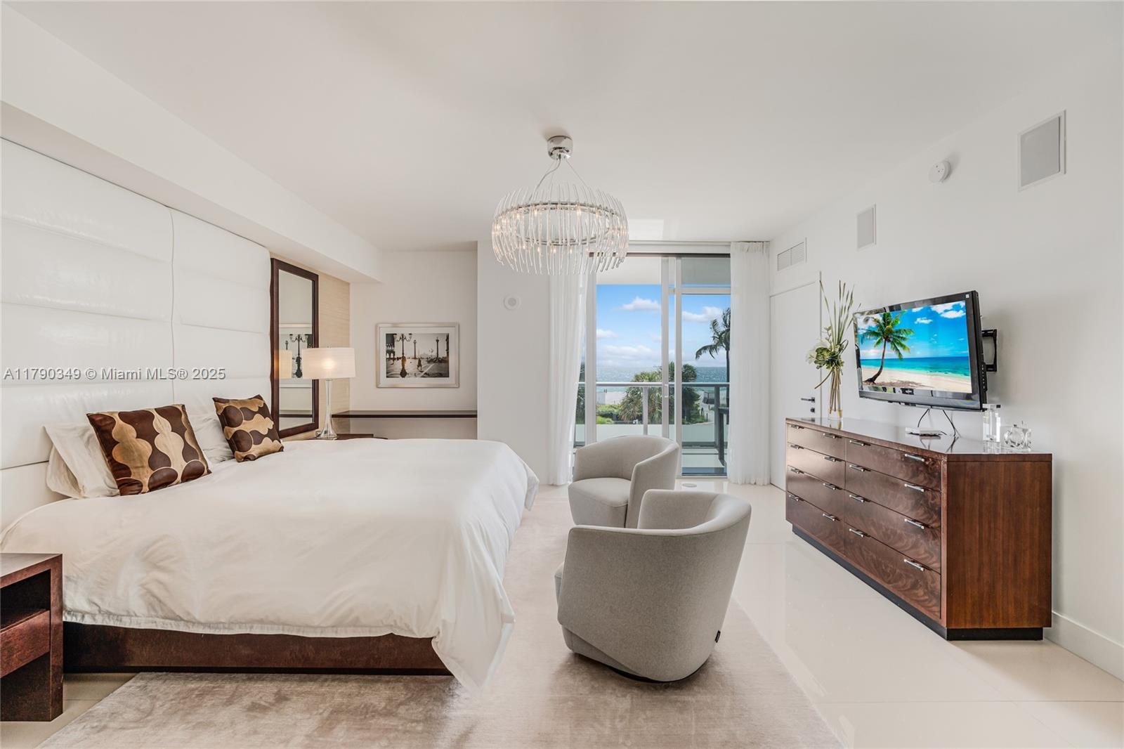 3737 Collins Ave #S-302, Miami Beach FL 33140