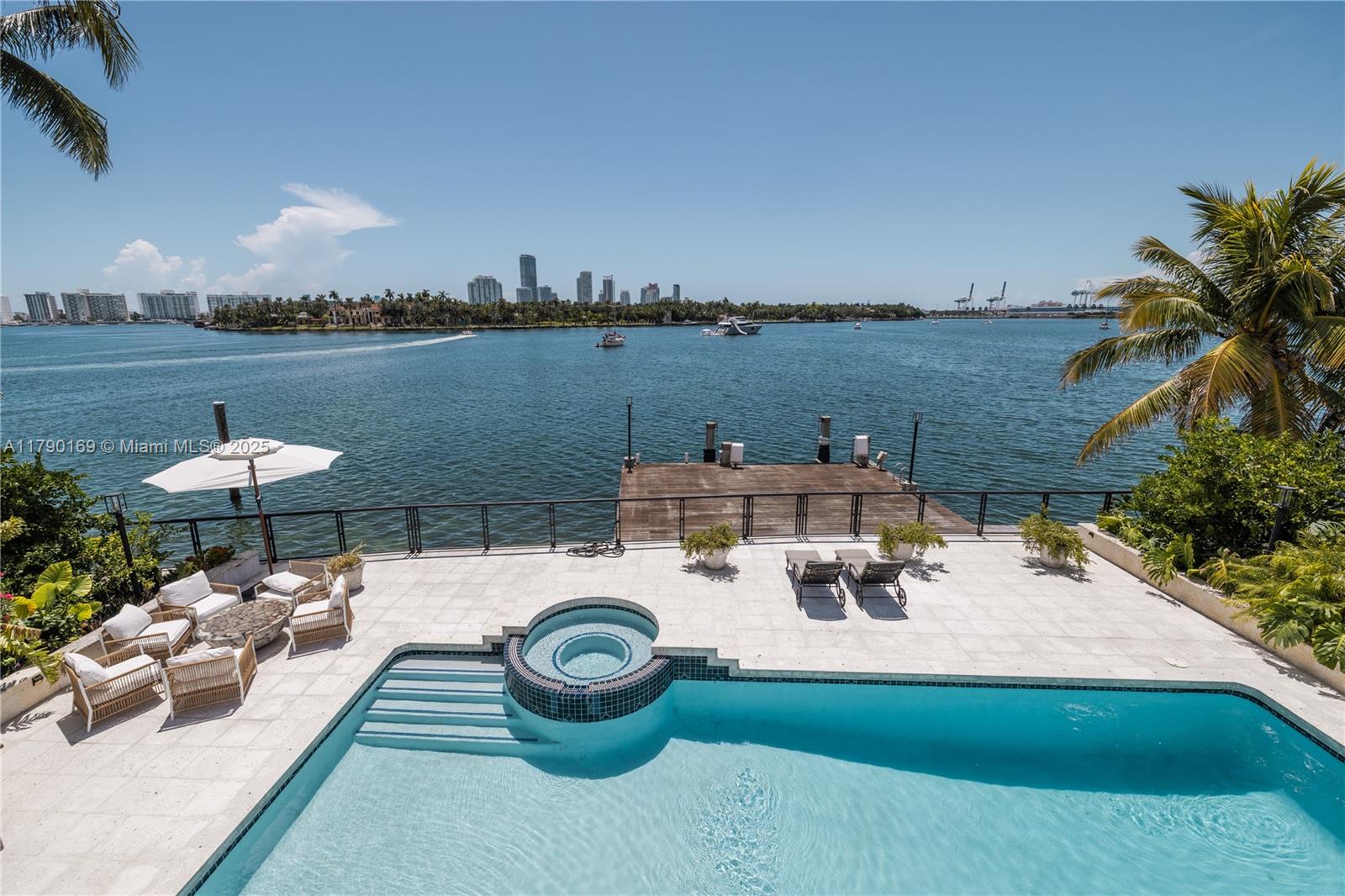 2 S Hibiscus Dr  For Sale A11790169, FL