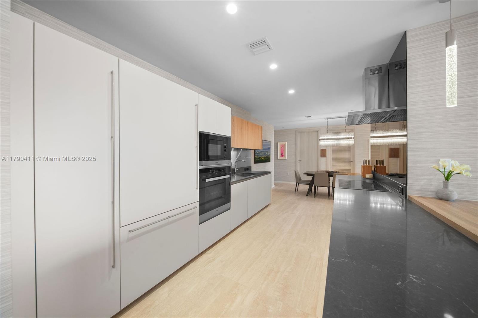 1000 Brickell Plz #PH5603, Miami FL 33131