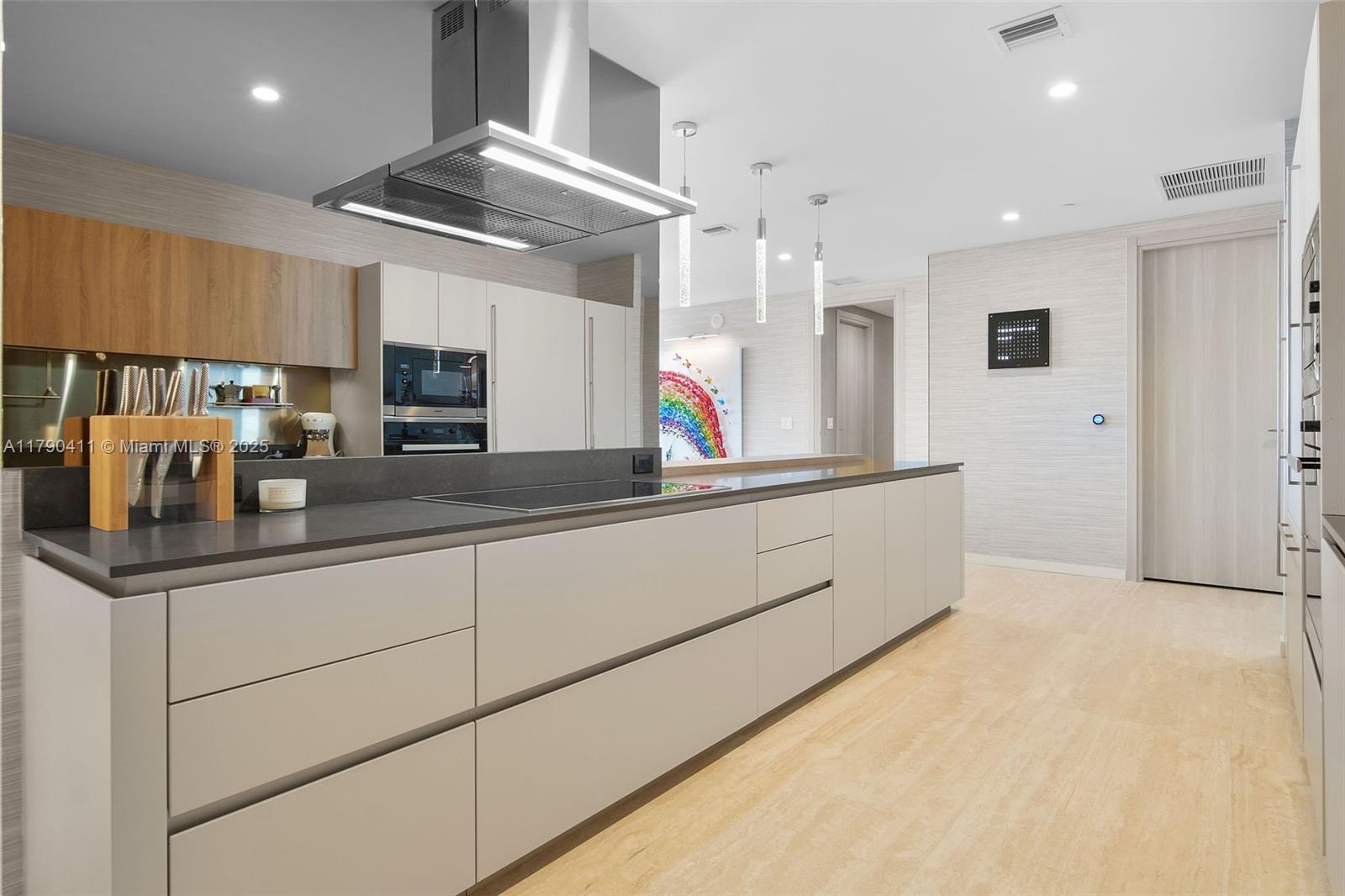 1000 Brickell Plz #PH5603, Miami FL 33131
