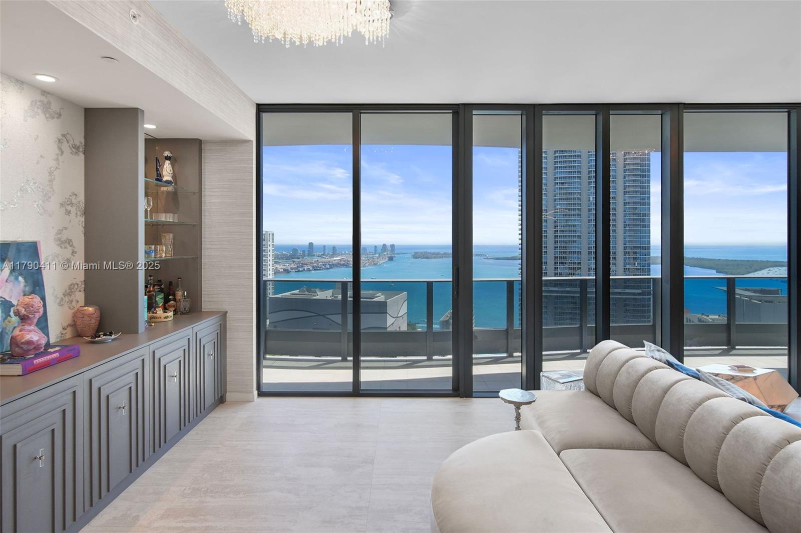 1000 Brickell Plz #PH5603, Miami FL 33131