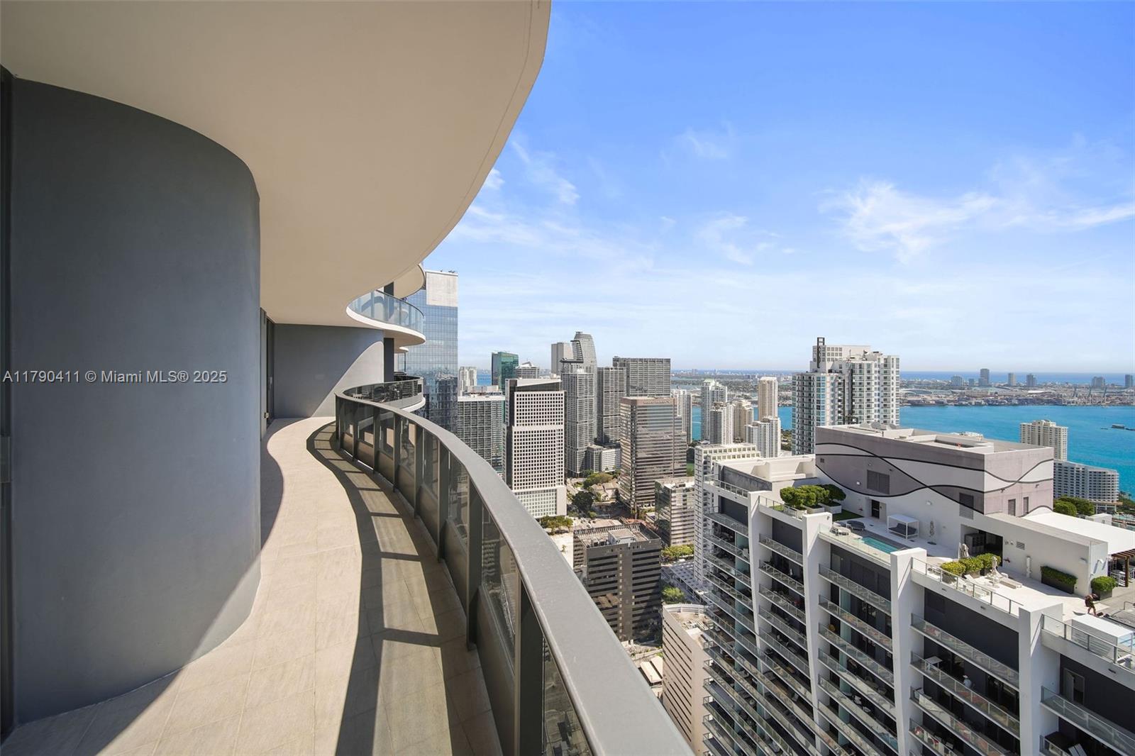 1000 Brickell Plz #PH5603, Miami FL 33131