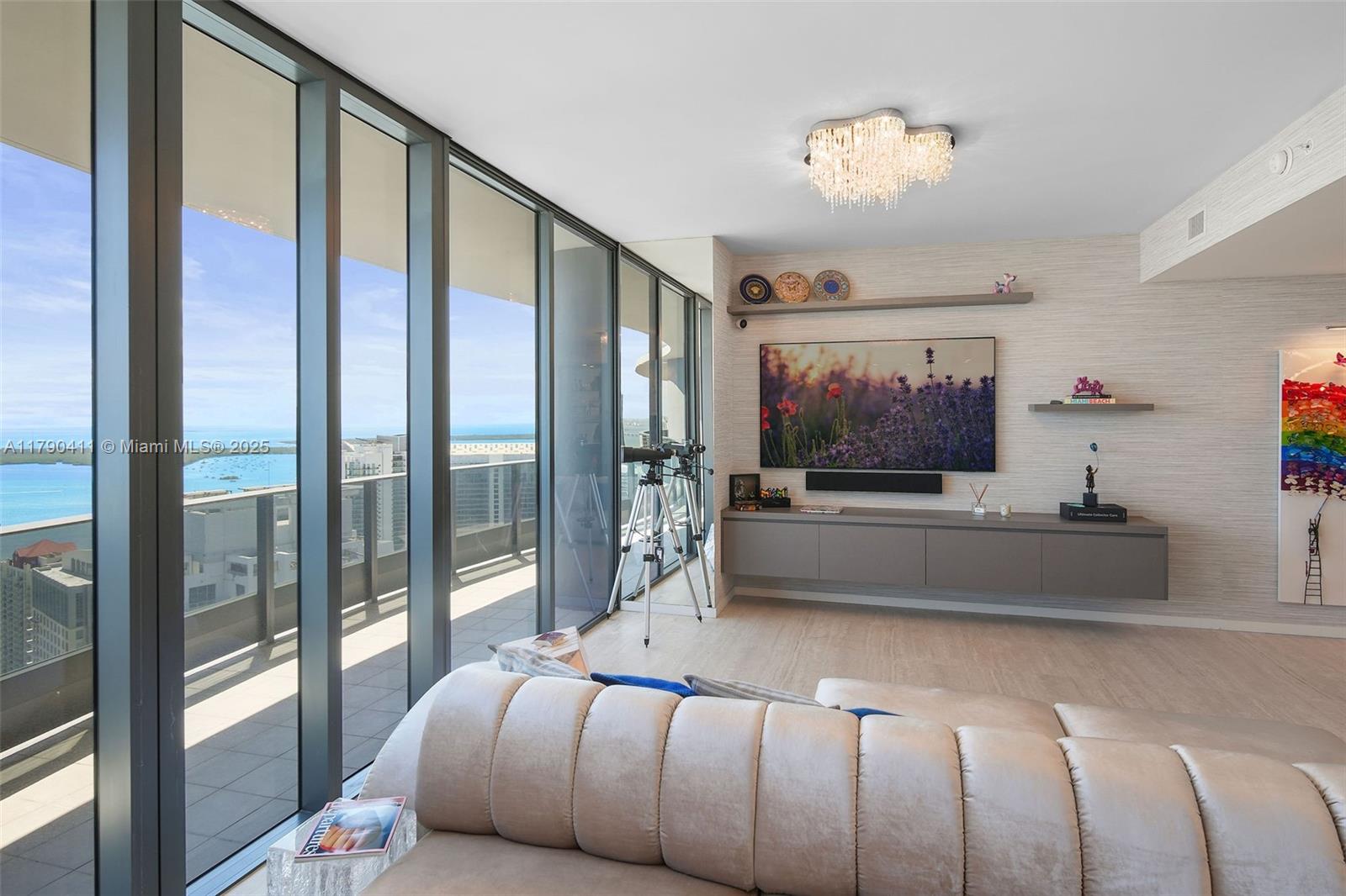 1000 Brickell Plz #PH5603, Miami FL 33131